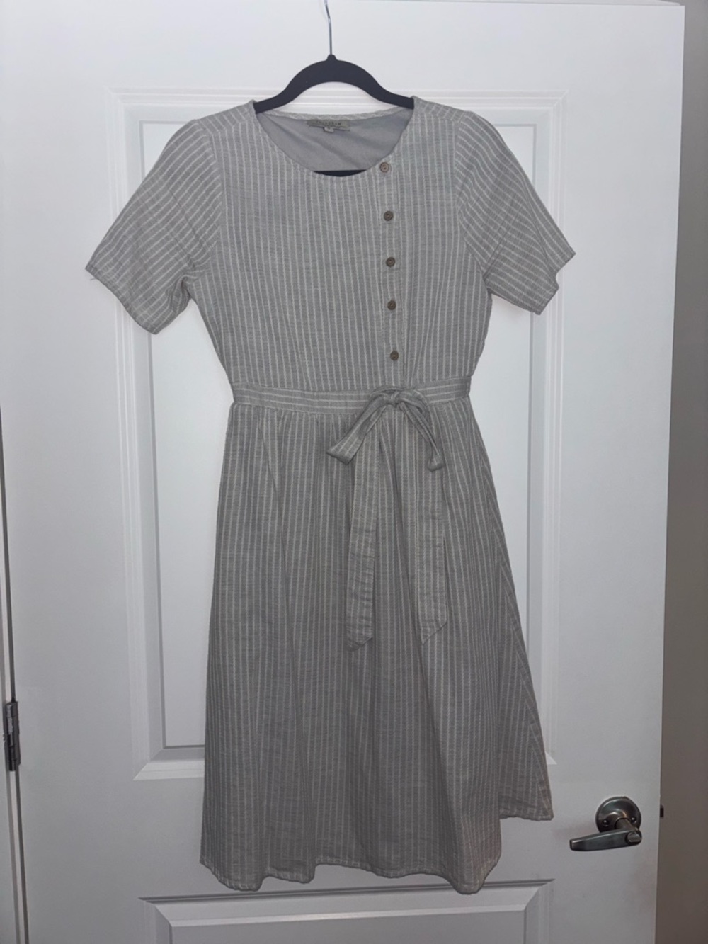 Polagram Gray Striped Midi Dress